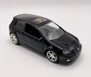 Volkswagen Golf MK5 GTI - Picture 1 of 5
