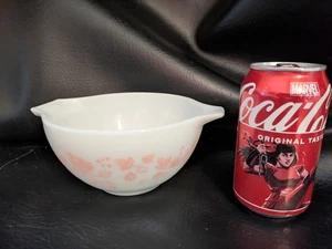 Pyrex Pink Gooseberry Pink Cinderella Mixing Bowl 441 6 In Diameter 1.5 Pt - Picture 1 of 7