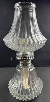 "Lámpara de aceite de cristal corte diamante Lamplight Farms AUSTRIA nueva stock antiguo 13"" vintage" Foto 1 de 4