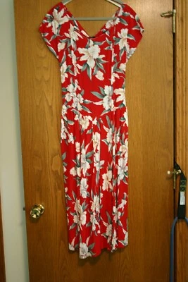 Royal Creations Hawaiian Dress SZ S red W/white flower smocked back bought 1996 - Image 1 of 4