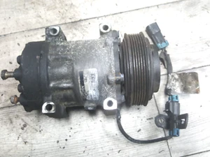VOLVO A/C COMPRESSOR 21349573 , SANDEN MODEL 4285U1 , - Picture 1 of 6