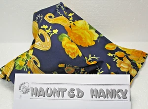 Haunted Hanky Magic Trick - Dancing Silk, Spooky, Close-Up or Stage, Easy To Do - Picture 1 of 4