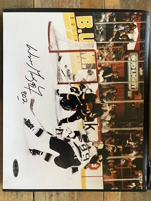 WAYNE GRETZKY UPPER DECK LIMITED EDITION 802 GOAL SIGNED 8x10 PHOTO UDA - Image 1 of 4