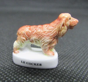 Fève Série les animaux " Race de chien Le Cocker " Dog hund #G60 - Imagen 1 de 2
