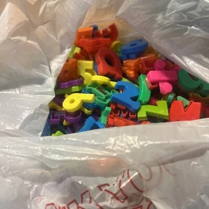 2lbs Of Magnetic Letters and Numbers Alphabets Refrigerator Magnets - Picture 1 of 4