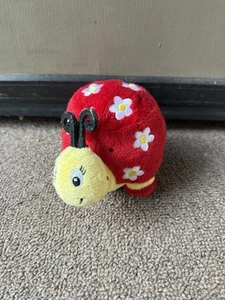 Juguete de peluche Starbucks Coffee Company 2007 punto de peluche The Ladybug 4" - Imagen 1 de 6