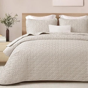 Quilts Queen Size Bedding Set with Stitched Grid Pattern, Lightweight Brich B... - Picture 1 of 6