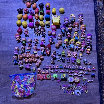 Lote Muñecas PinyPon Accesorios Animales Personas Y Piezas Famosa España ENORME... Foto 1 de 4