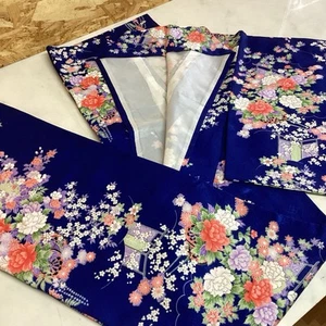 Japanese traditional kimono for women navy blue colorful flowers beautiful - Picture 1 of 9