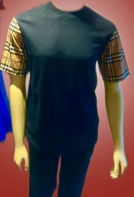 540$ Burberry  Check sleeve Cotton T-shirt unisex Size Small, Excellent  ! - Image 1 of 4