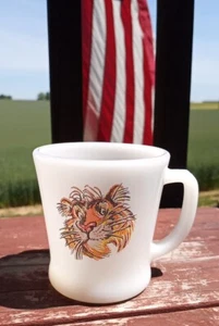 Anchor Hocking Fire King Ware Tiger Mug Vintage Made In The USA - Picture 1 of 5