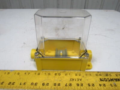 Banner 26683 BENC-4 Component Enclosure Clear Cover DIN Rail Mount 1/2" NPT - Image 1 of 4