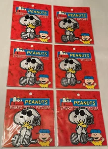 Lot x6 Snoopy Woodstock Hug Peanut Patch Embroidered Embroidery Iron On / Sew on - Picture 1 of 4