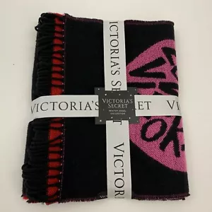 Sciarpa Victoria's Secret Winter Angel Collection "LOVE" 83"x12" Nero/Rosso Nuova con etichette - Foto 1 di 6