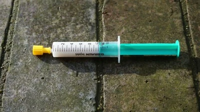 Klüber Isoflex Topas NB 5051 Grasso per proiettori e registratori a nastro - 9 grammi