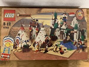 Lego Western 6763 *NEU* und originalverpackt Rapid River Village Dachbodenfund