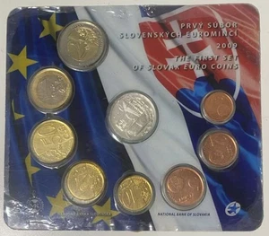 Official issued Slovakia Mint set 2009 1st Slovak Euro coins 7 + 1 silver token - Picture 1 of 2
