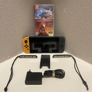 Nintendo Switch 32GB HAC-001 Konsole Bundle mit Halloween Joy Cons, 2 in 1 Spiel + - Bild 1 von 4