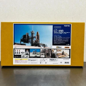 TOMYTEC 1/700 LC-39A Space Shuttle set A Launch Pad Plastic Model kit O3450 - Picture 1 of 10