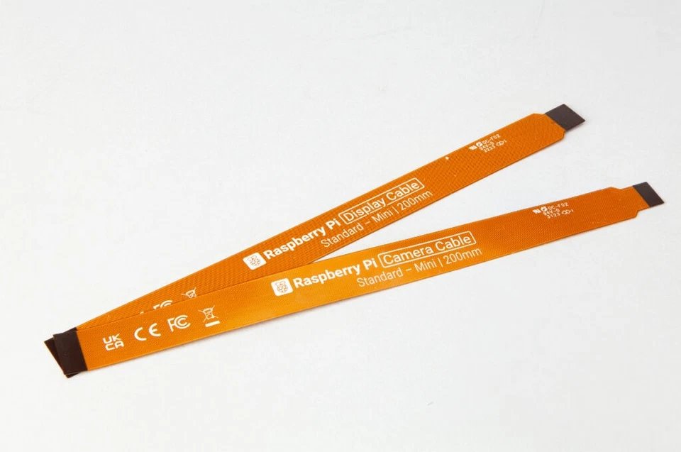 offizielles Kamera Adapterkabel für Raspberry Pi 5, Standard - Mini, 300mm - Bild 1 von 1