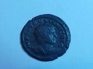 RE1036: HORMIGA ROMANA de bronce, Emp: AURELIANO, AD 270-275 - Imagen 1 de 2