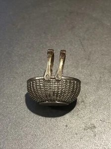 Hermosa cesta Nantucket Glenaan miniatura de oro de ley de 14K - Imagen 1 de 5