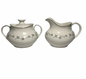 Vintage Royal Doulton Cadence Creamer And Covered Sugar Bowl Set - Picture 1 of 8