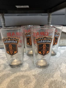 SAN FRANCISCO GIANTS 2010 World Series Champion Set Of 4 Pint Glasses Bud - Picture 1 of 2