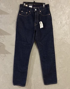 NUEVO CON ETIQUETAS MUJER LEVI JEANS 501 '90s Talla 25x30 Recto tiro medio azul oscuro premium - Imagen 1 de 7
