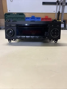 MERCEDES B200 KLASSE W245 Radio Navi Autoradio A1698200386 - Bild 1 von 11