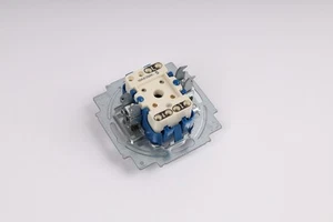 NEW, BUSCH-JAEGER  10AX/250V  [24 MONTHS WARRANTY] - Bild 1 von 2