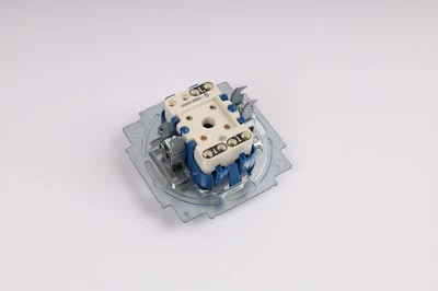 NEW, BUSCH-JAEGER  10AX/250V  [24 MONTHS WARRANTY] - Bild 1 von 2