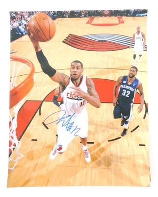 Foto Trail Blazers firmada por Lamarcus Aldridge de 16" x 20" automática Foto 1 de 2