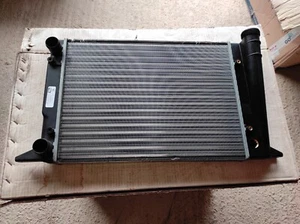 RADIATORE MOTORE ACQUA AUDI 80 B4 1,6 1,4  1,8 COUPE SENZA CLIMA 883769 VALEO - Foto 1 di 2