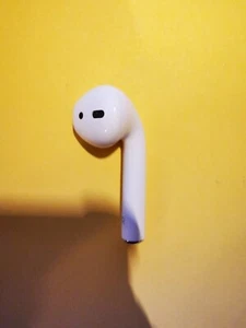 Orig. AirPods 2. Generation NUR Rechts (ORIGINAL) Gebraucht A2032 - Bild 1 von 4