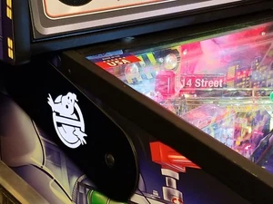 Ghostbusters Pinball Lighted Magnetic Hinge Covers v2 (EL Silhouette)White-110V  - Picture 1 of 7