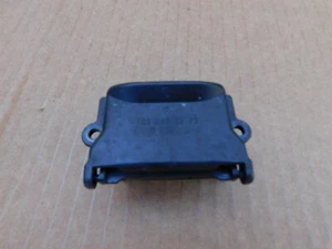 USED MERCEDES W208 CLK 230 OBD PORT SOCKET 2025402373 DIAGNOSTIC CONNECTOR - Picture 1 of 7