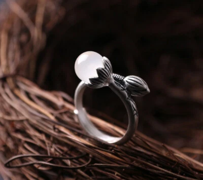 Anello Fiore Di Loto Gemma In Calcedon Bianco 990 Argento Fine Regolabile - Immagine 1 di 2