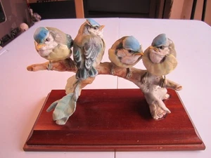 Kaiser Porcelain 4 Titmice Birds On Branch Ceramic Figurine W/ Wood Base - Picture 1 of 6