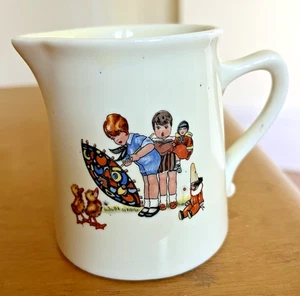 Avco China Vitrified Vintage CHILD'S Creamer~Retro 50s 60s Americana~Made in USA - Picture 1 of 8