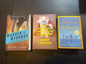 Lot of 3 Assorted Paperback Books - Bild 1 von 1