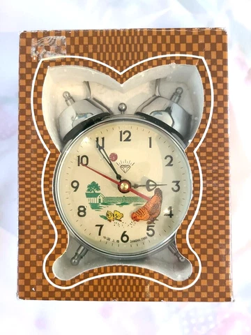 NEW Vtg DIAMOND Alarm Clock Animated Pecking Chicken Hen 1960's IN BOX Working Cover