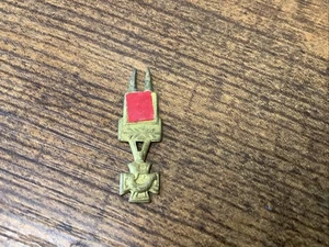 Vintage Action Man s.o.t.c Victoria Cross Medal - Picture 1 of 2