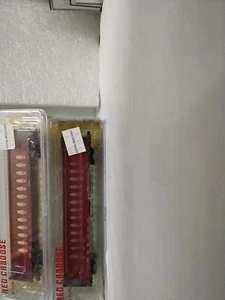 N SCALE  RED CABOOSE  CENTERBEAM CAR CSX X 2 NUMDERS - Picture 1 of 3
