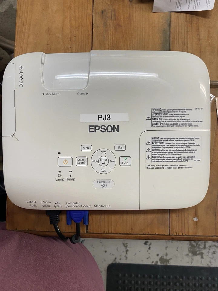 Screen Projector EPSON - Image 1 of 1