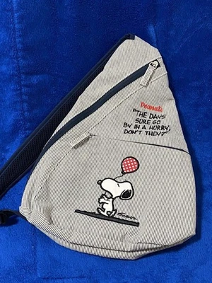 Snoopy Town Body Bag Bolso Un Hombro, Rayas Bordado Usado Buen Estado Foto 1 de 4
