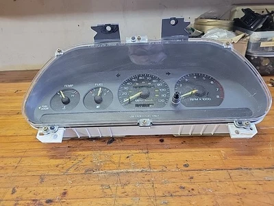 1995 FORD ESCORT SPEEDOMETER INSTRUMENT CLUSTER 120mph W/ Tachometer Foto 1 de 4