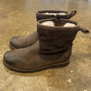 UGG HENDREN TL 1008140 WATERPROOF ZIP BOOTS BROWN, LEATHER AND SUEDE, PURE WOOL - Picture 1 of 8