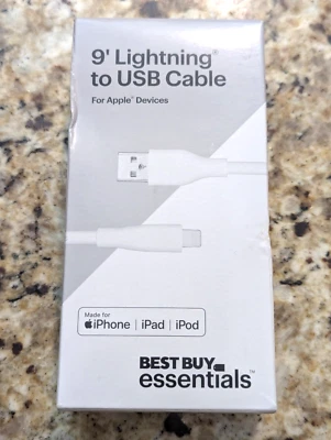Best Buy Essentials 9 feet iPhone USB to ightning Charging Cable - Image 1 of 4