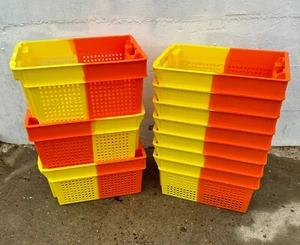 10 x Two Tone Fully Vented Plastic Stack & Nest Boxes Totes 600 x 400 x 300mm - Picture 1 of 6